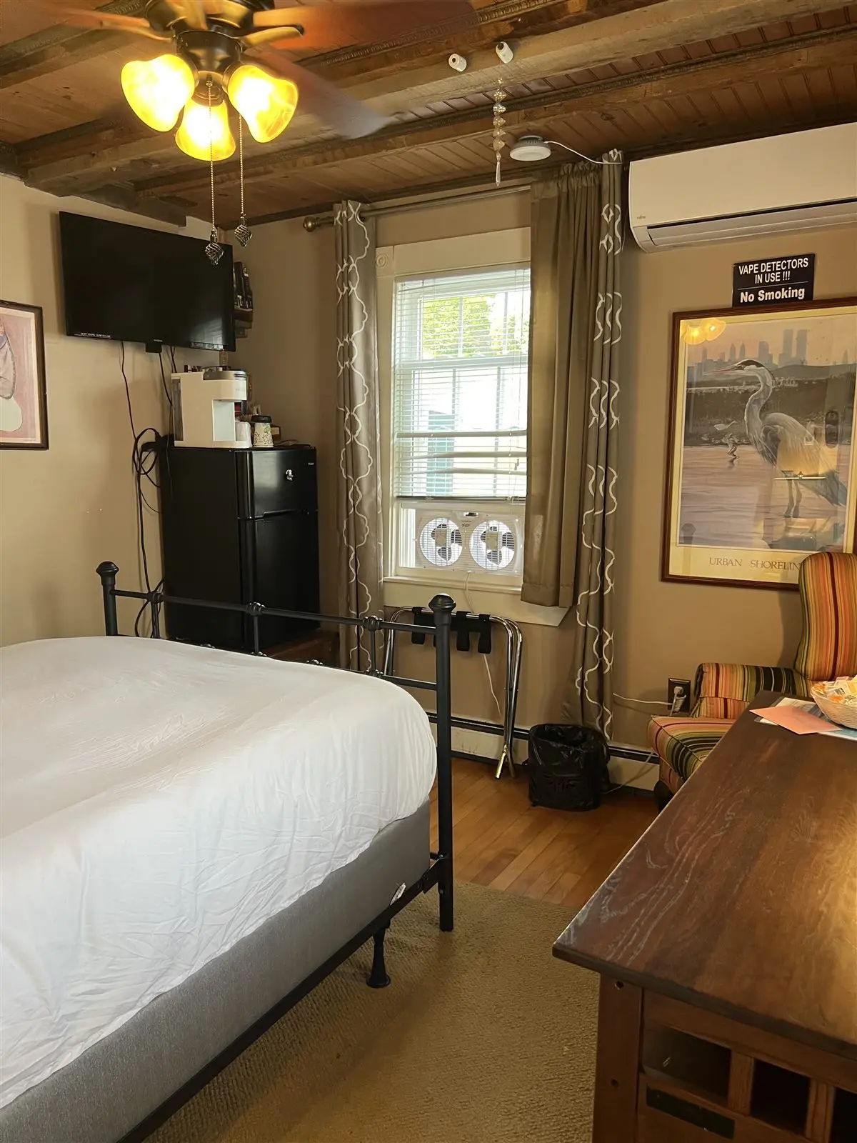 The Ballard Room at The Kennebec Inn, Hallowell, Maine