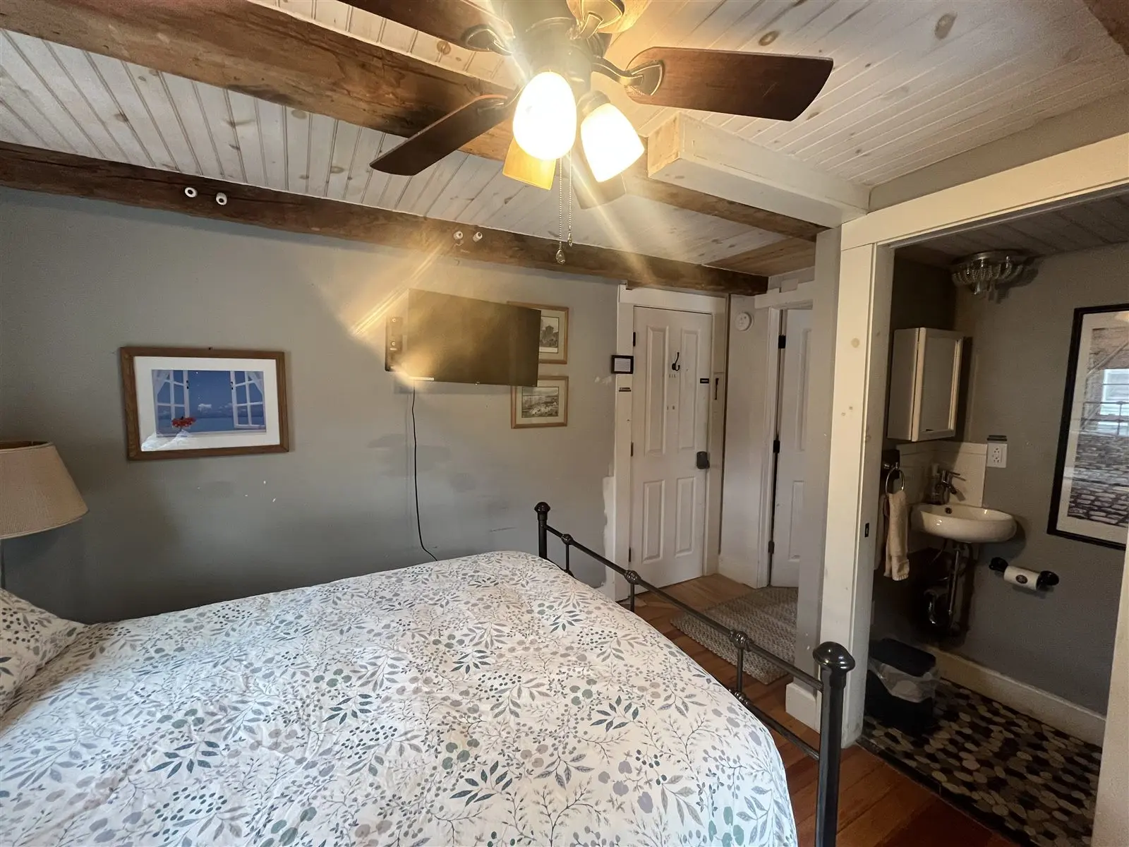The Nason Suite at The Kennebec Inn, Hallowell, Maine