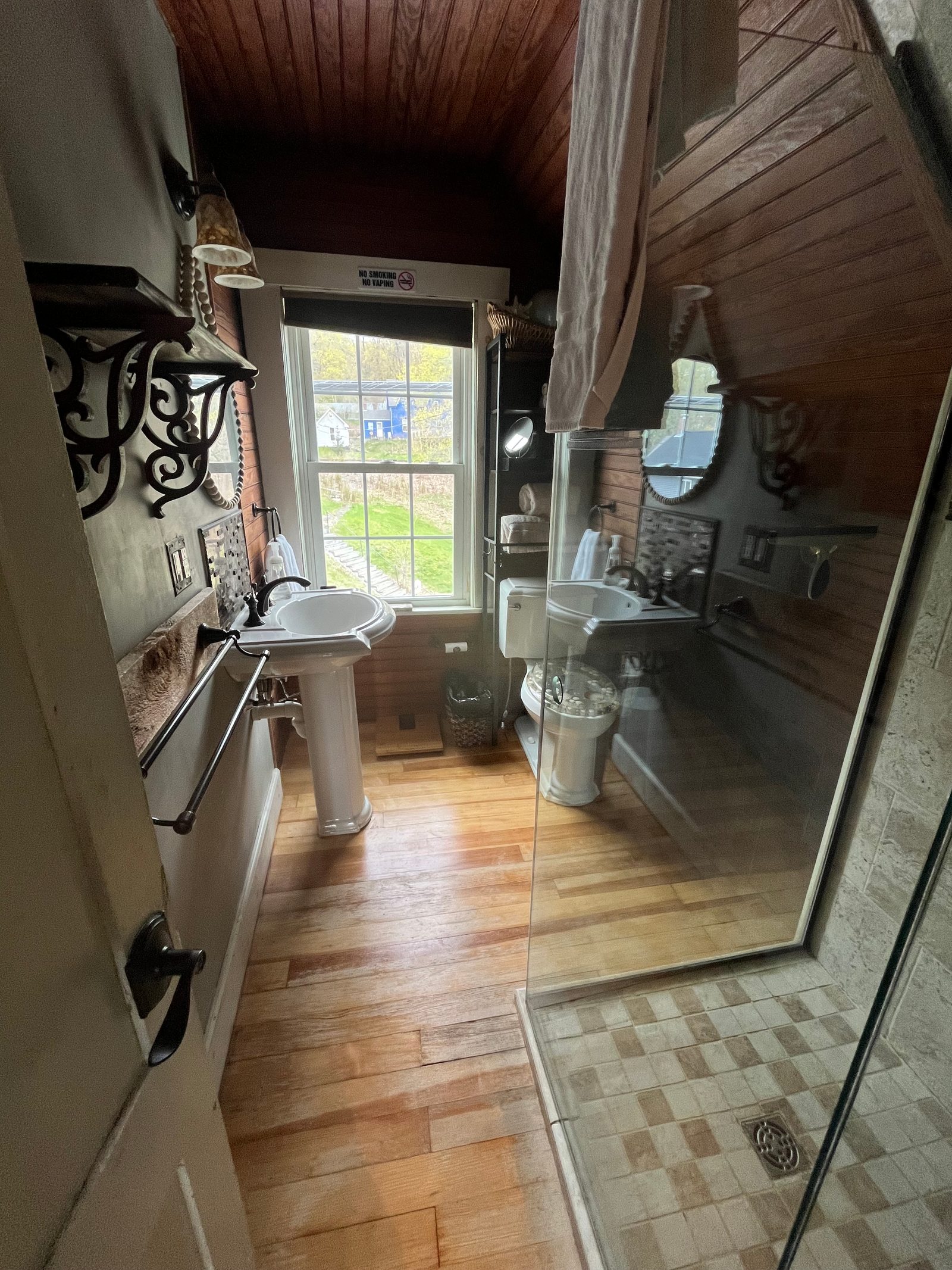 The Dole Suite